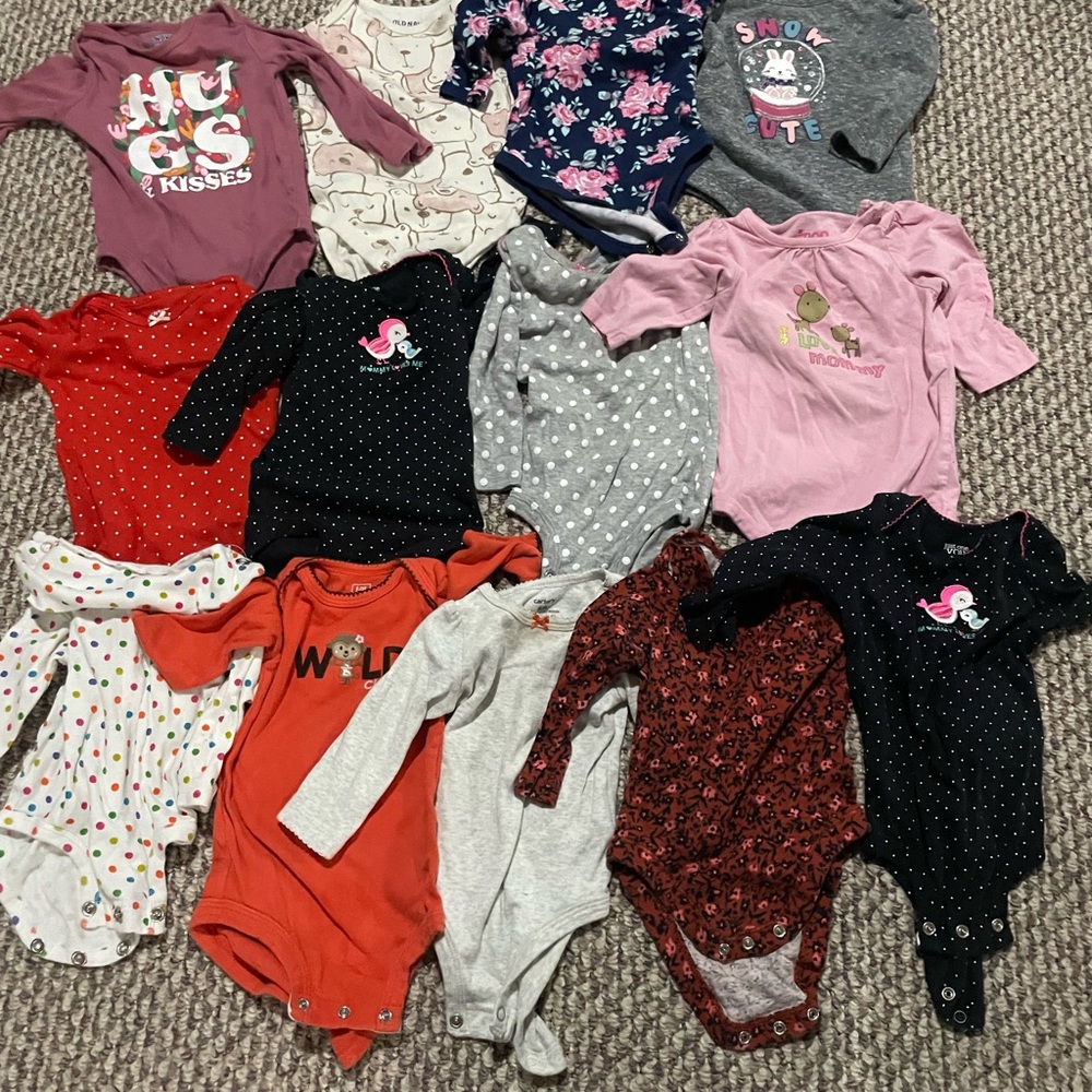 6 month long sleeve onesies